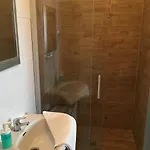 扎拉公寓 *