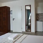 아파트 Apartments Zara