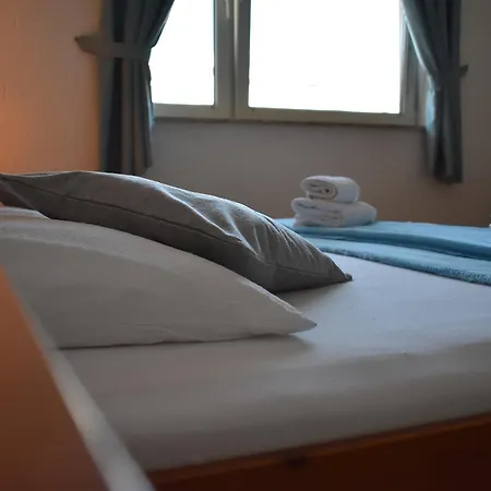 Apartament Apartments Zara