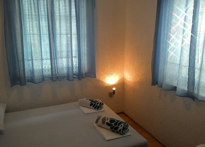 扎拉公寓 * 扎达尔