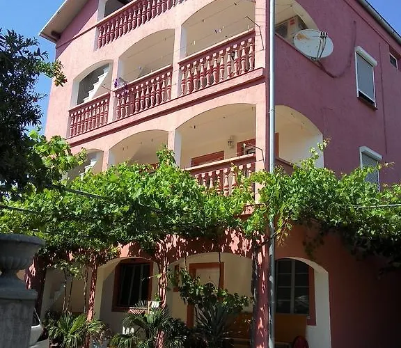 扎拉公寓 扎达尔