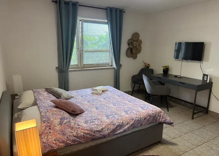 扎拉公寓 扎达尔